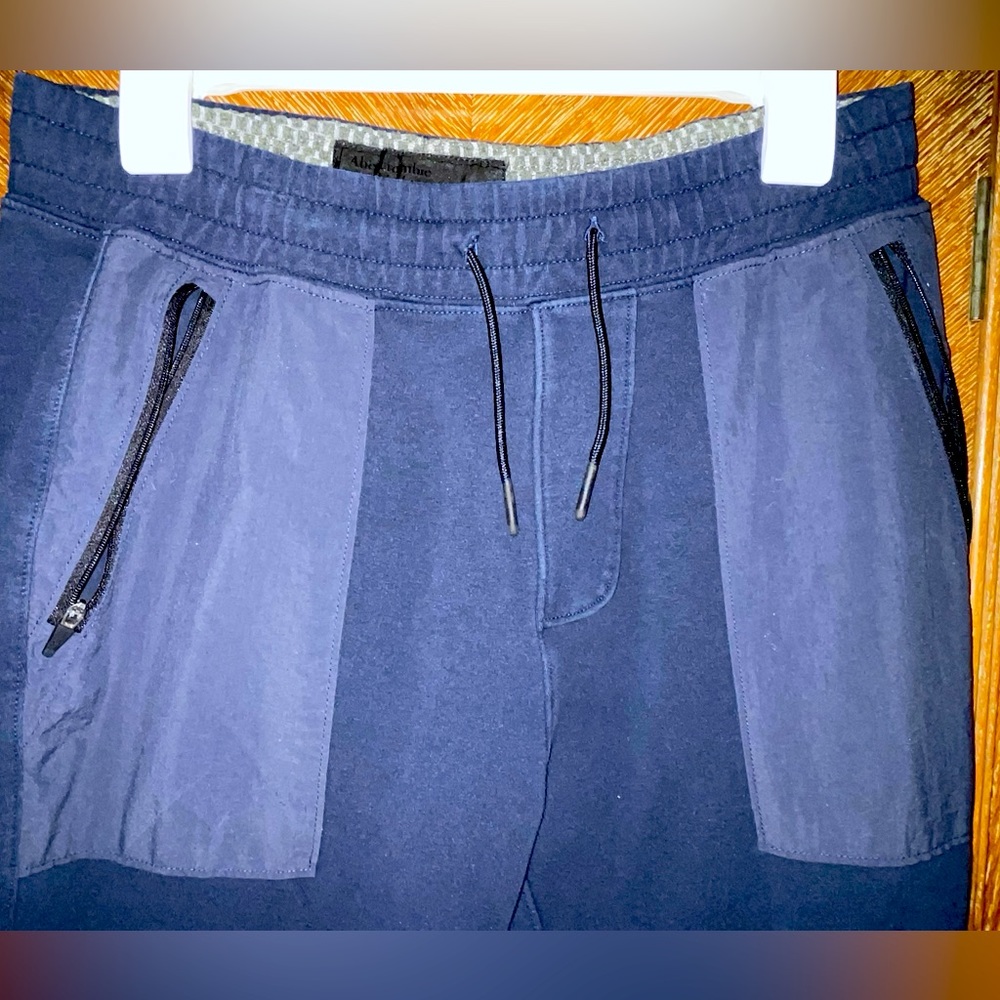 Abercrombie & Fitch Sweatpants zippered pocket NAVY size S